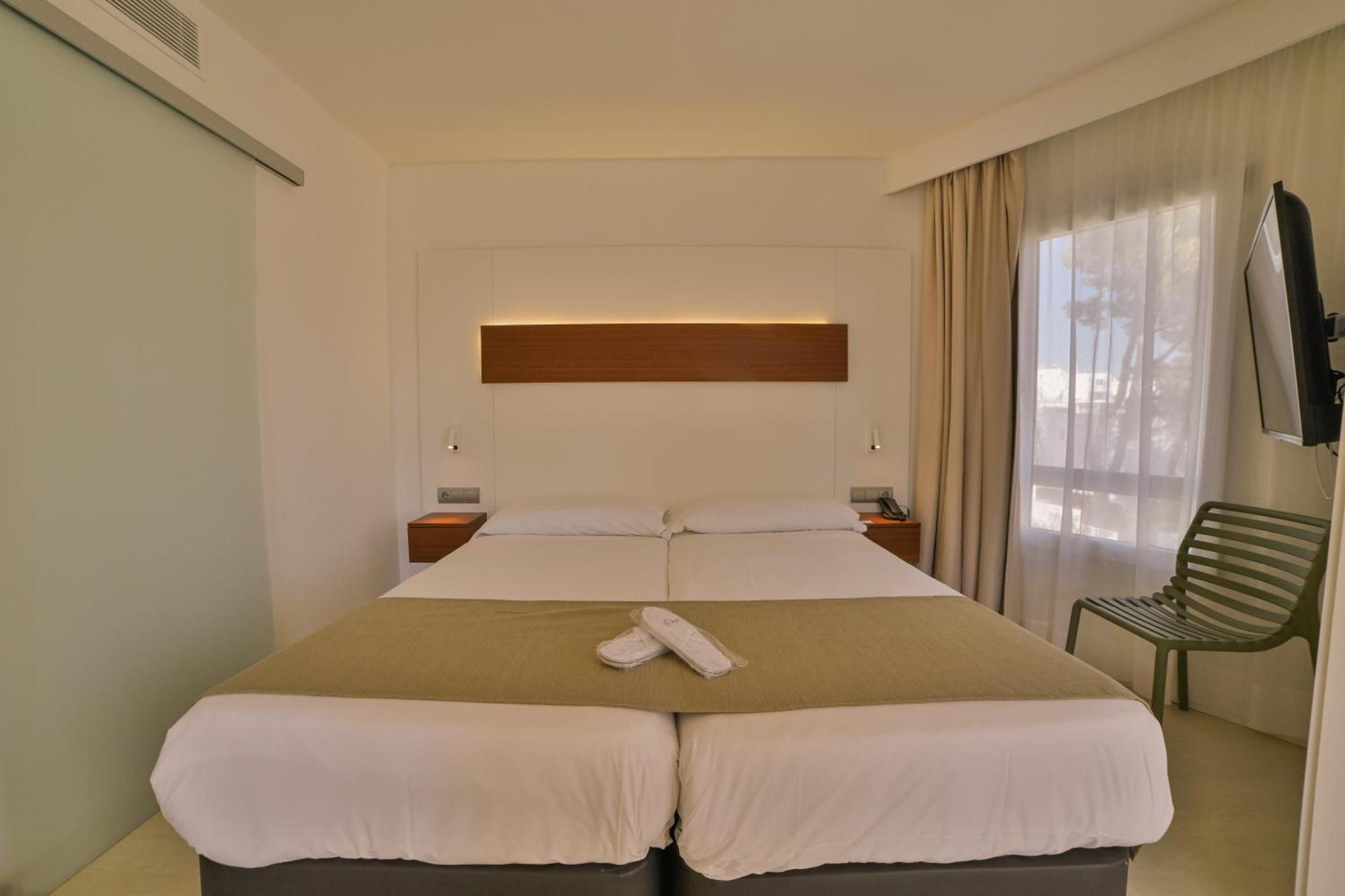 Apartahotel Azul Playa Cala Ferrera (Mallorca)