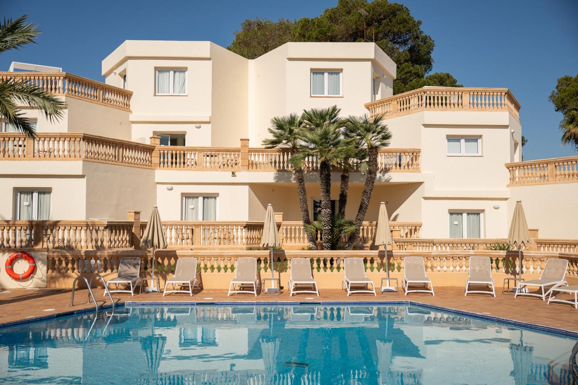 Azul Playa Apartahotel 3*