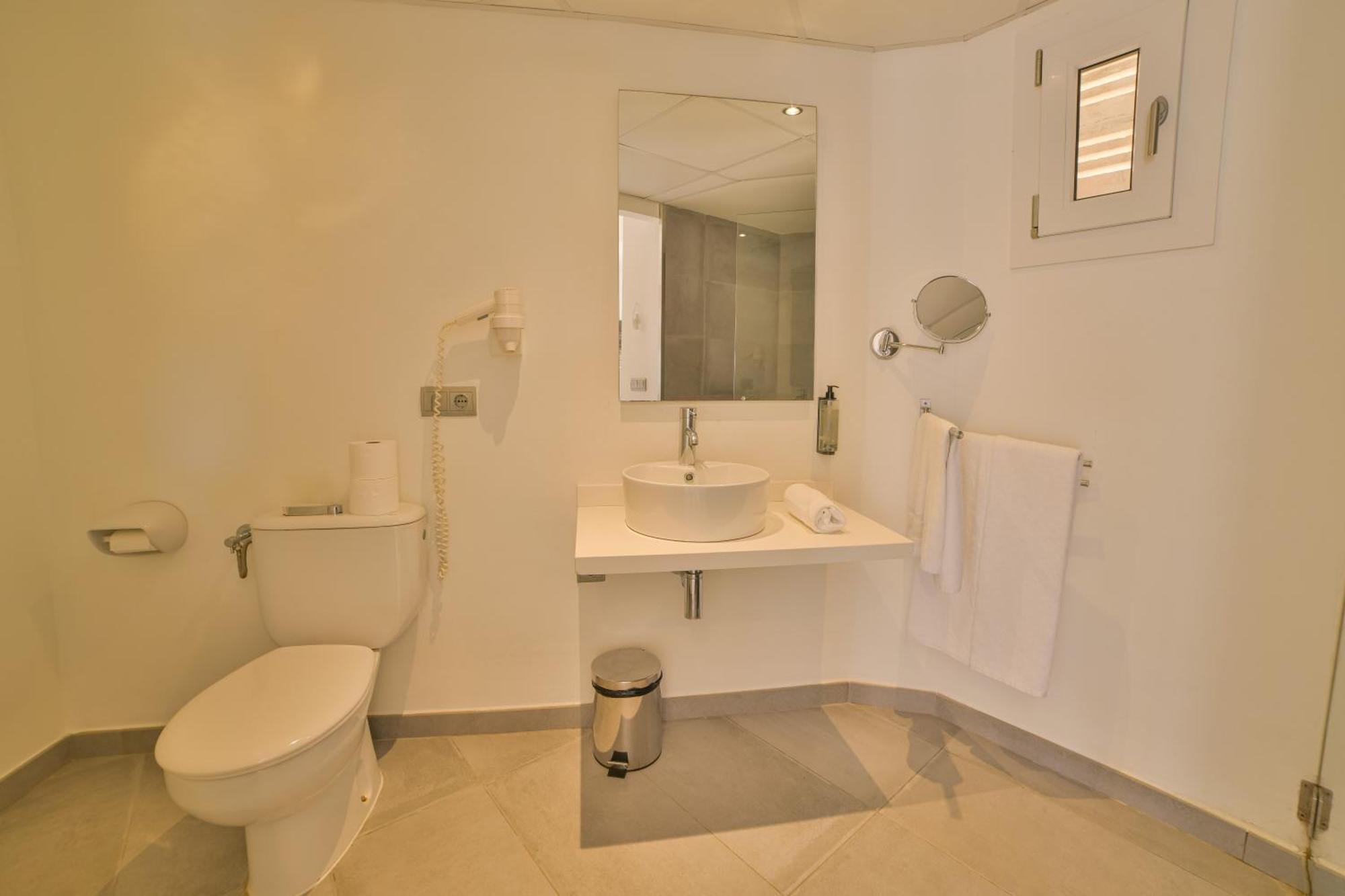 Apartahotel Azul Playa 3*
